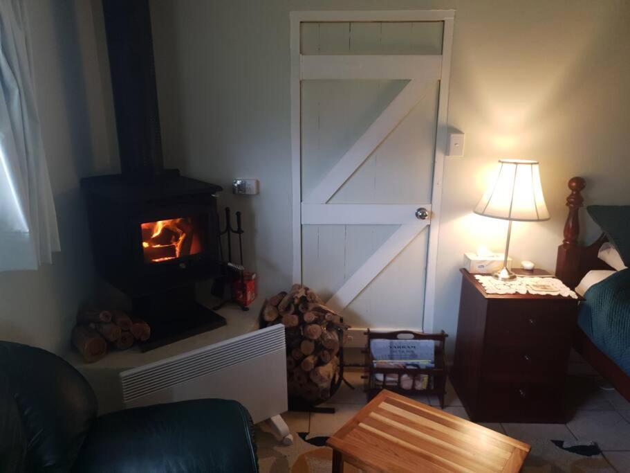 Handsome Hills Dairy Retreat Won Wron Esterno foto