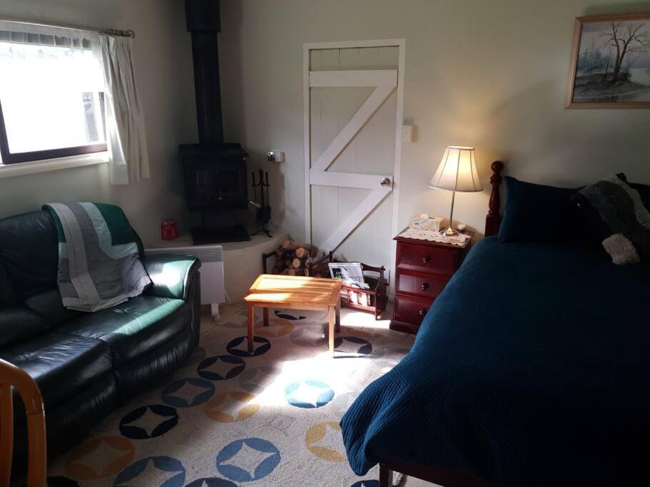 Handsome Hills Dairy Retreat Won Wron Esterno foto